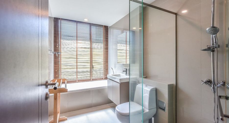 For rent そして for sale 2 ベッドルーム condo in Pathum Wan, Bangkok