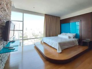 For rent 3 ベッドルーム condo in Khlong Toei, Bangkok