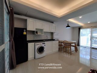 For rent 2 bed townhouse in Bang Phli, Samut Prakan