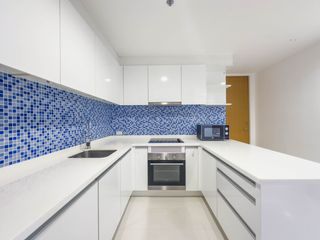 Аренда и продажа 2 спальни кондо в Патхум Щан, Бангкок