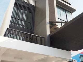 For sale 8 Beds house in Bang Kho Laem, Bangkok