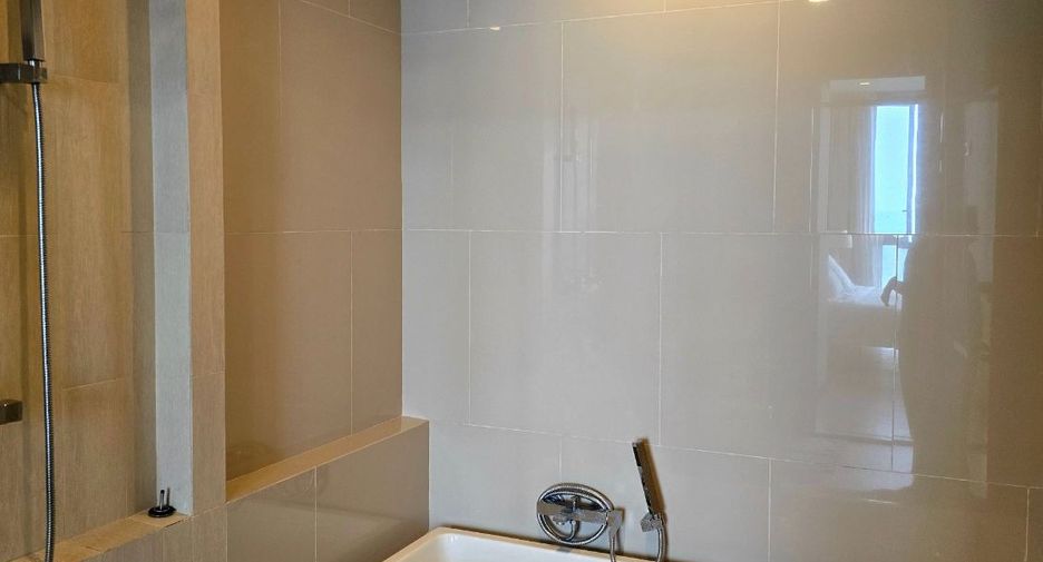 À louer et à vendre 2 chambres condo à Bang Lamung, Chonburi
