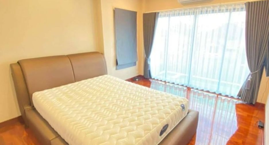 For rent 3 bedrooms house in Sai Mai, Bangkok