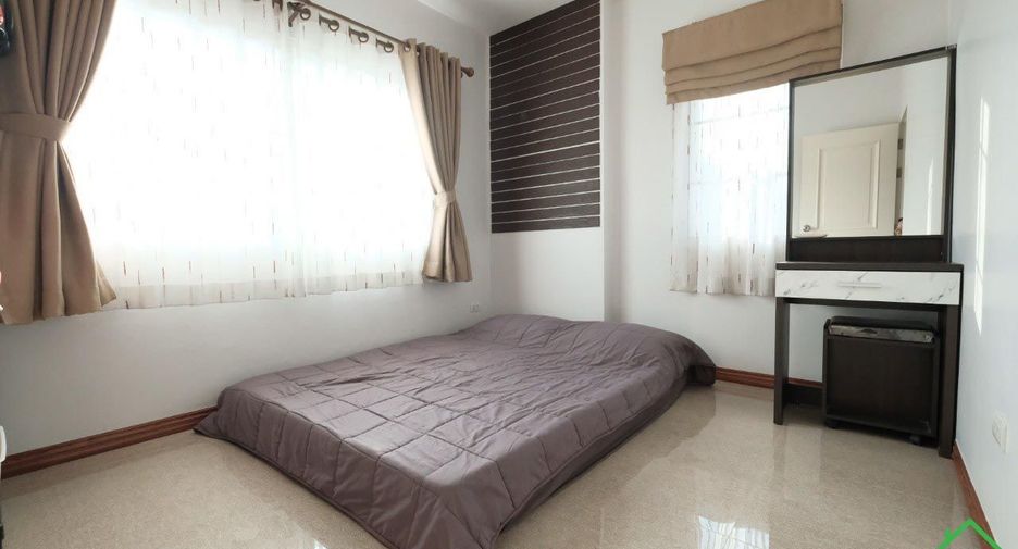 For sale 4 bedrooms house in Doi Saket, Chiang Mai