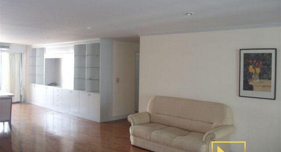 For rent 3 Beds condo in Khlong Toei, Bangkok