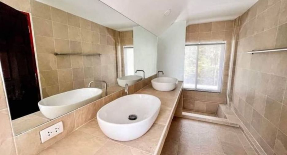 Villa zur Miete und zum Kauf mit 5 Zimmer 