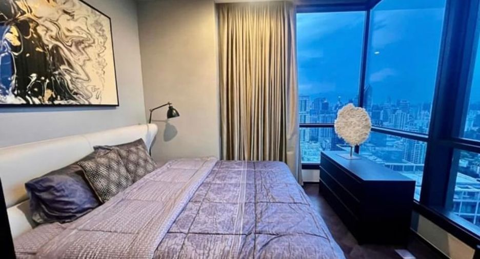 For rent 2 bedrooms condo in Khlong Toei, Bangkok