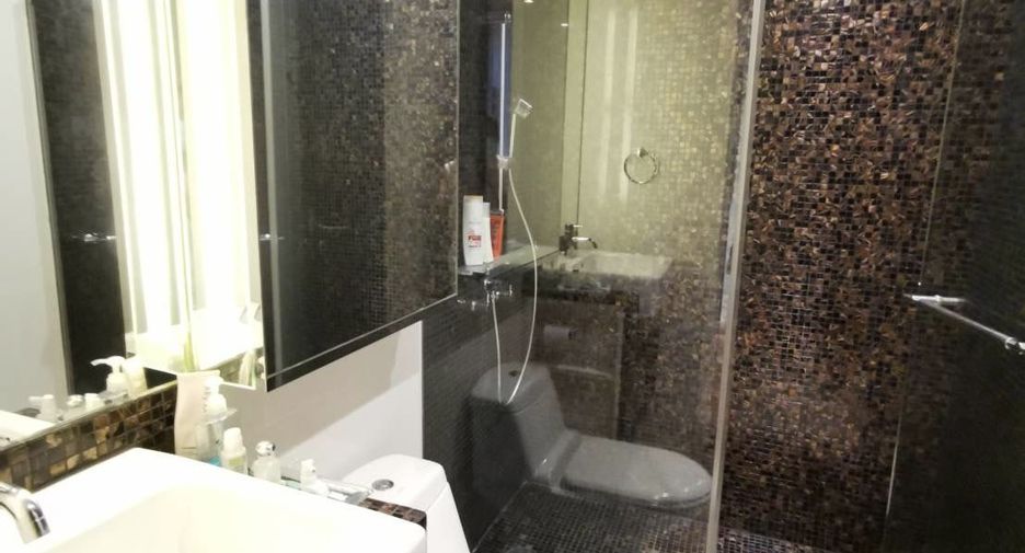 Wohnung zum Kauf mit 3 Zimmer in Yan Nawa, Bangkok