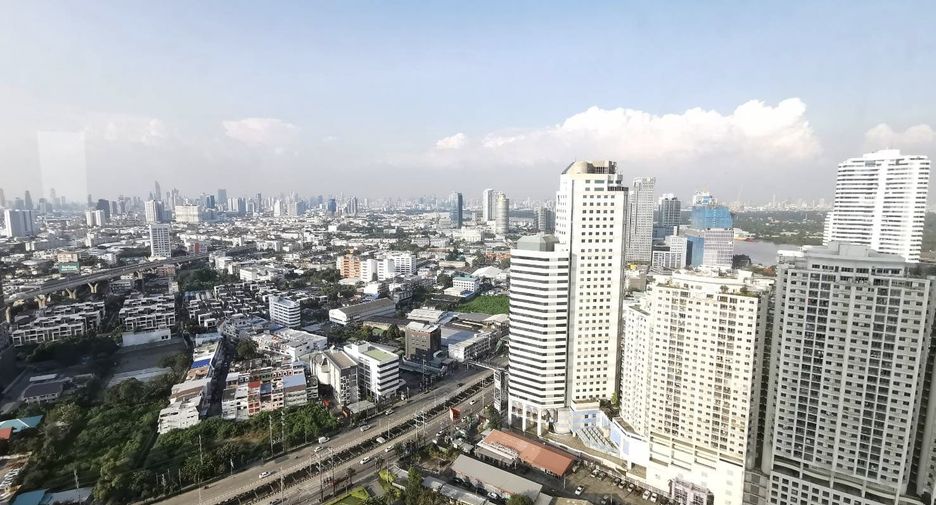 Wohnung zum Kauf mit 3 Zimmer in Yan Nawa, Bangkok