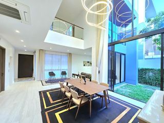 For rent 4 bedrooms house in Bang Kapi, Bangkok
