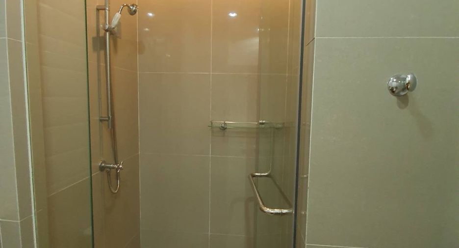 For sale 1 bed condo in Phaya Thai, Bangkok