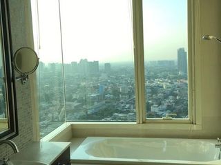 For sale 3 bedrooms condo in Bang Kho Laem, Bangkok