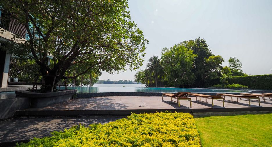 For sale 1 bed condo in Yan Nawa, Bangkok