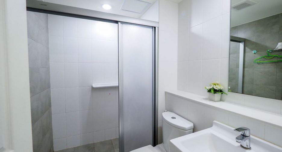 For sale 1 bed condo in Yan Nawa, Bangkok