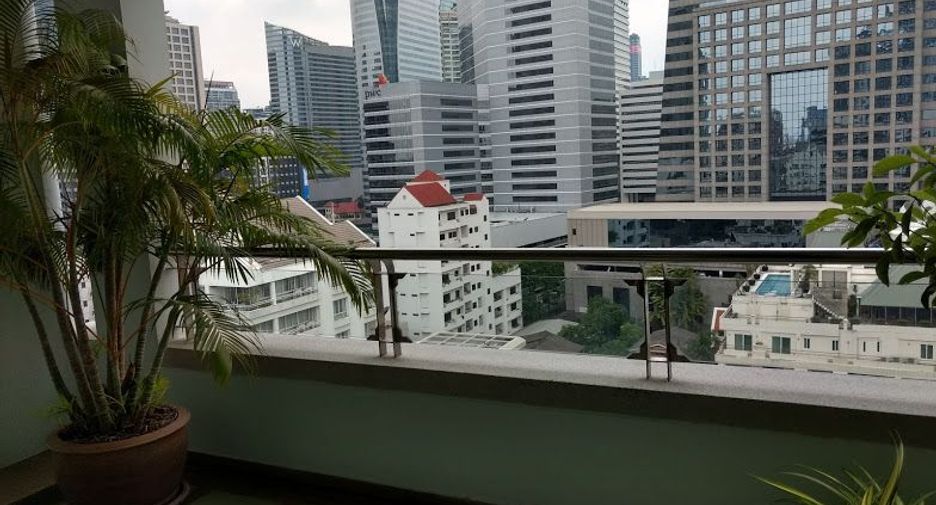 À louer 2 chambres appartement à Sathon, Bangkok