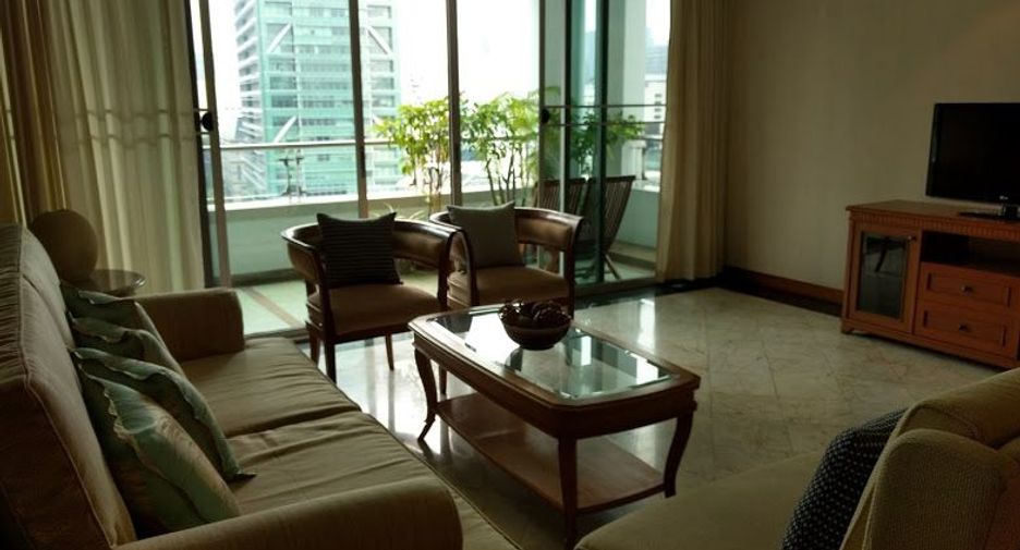 À louer 2 chambres appartement à Sathon, Bangkok