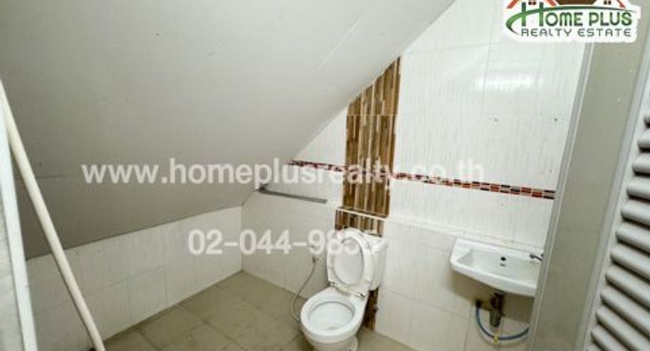 For sale 2 bedrooms retail Space in Pho Thong, Ang Thong