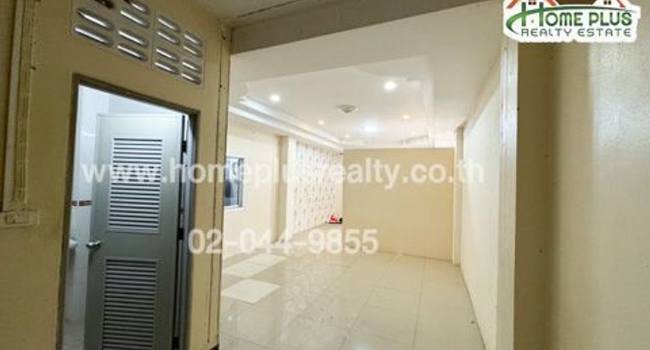 For sale 2 bedrooms retail Space in Pho Thong, Ang Thong