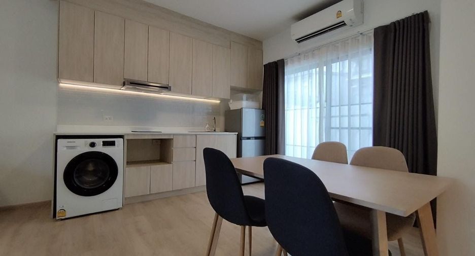 For rent 2 bedrooms townhouse in Prawet, Bangkok