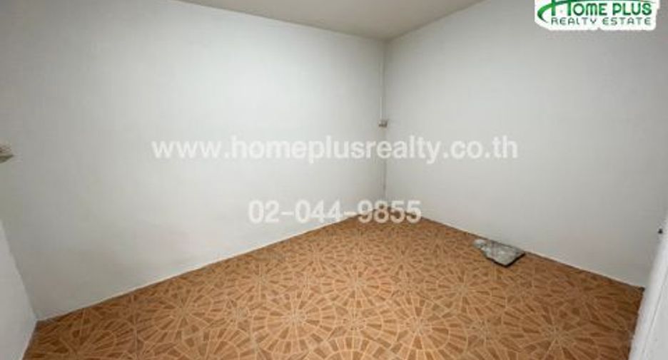 For sale 2 bedrooms townhouse in Khlong Sam Wa, Bangkok