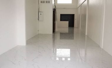 For sale 2 bedrooms retail Space in Lat Phrao, Bangkok