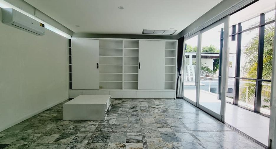 For rent 3 bedrooms villa in Hang Dong, Chiang Mai