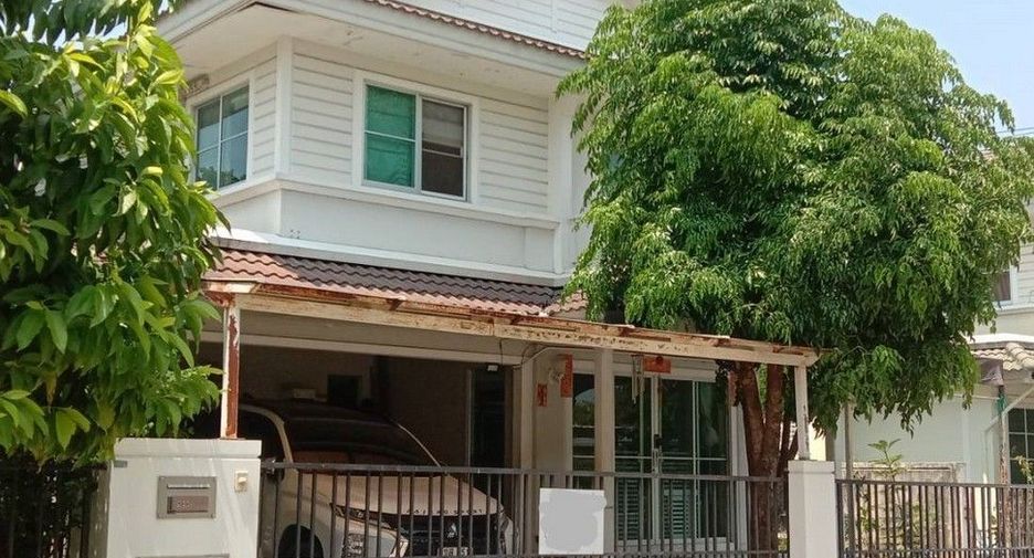 For sale 3 bed house in Bang Khun Thian, Bangkok