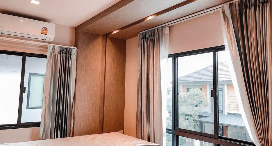 Haus zur Miete und zum Kauf mit 3 Zimmer in Bang Khen, Bangkok