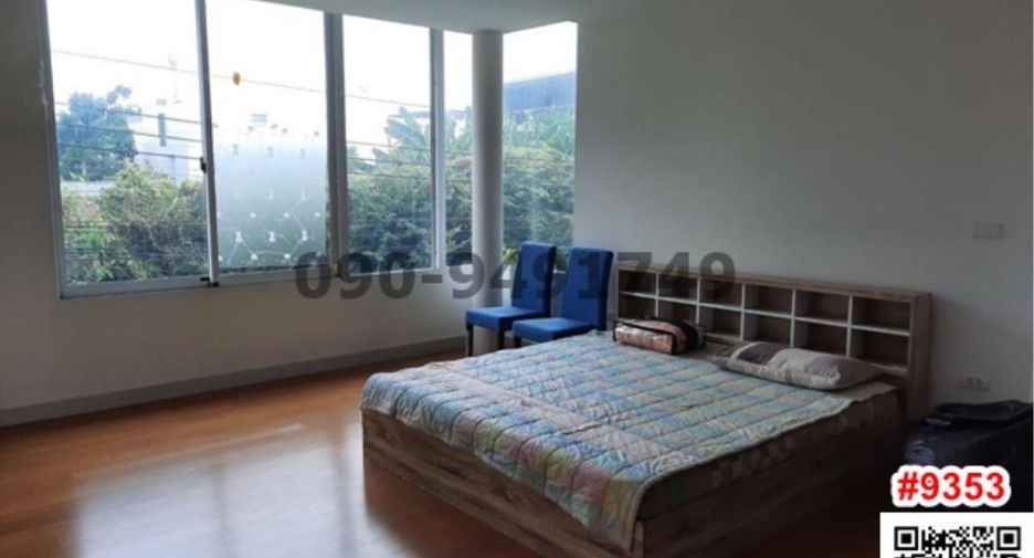 For sale 4 bedrooms house in Phaya Thai, Bangkok