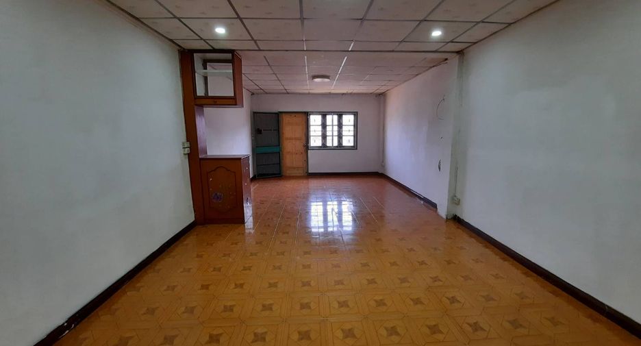 For rent 2 bed retail Space in Bang Bua Thong, Nonthaburi