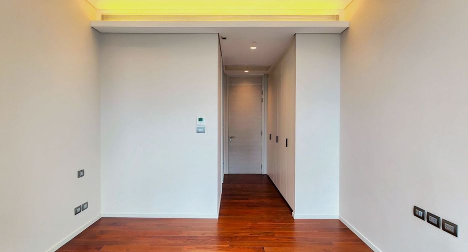 For rent そして for sale 5 ベッドルーム condo in Pathum Wan, Bangkok