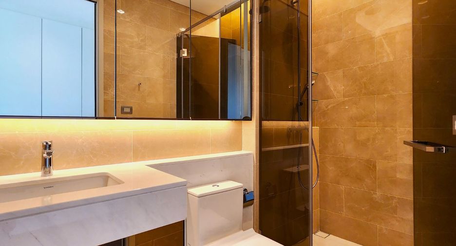 For rent そして for sale 5 ベッドルーム condo in Pathum Wan, Bangkok