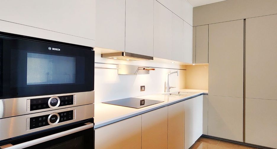 For rent そして for sale 5 ベッドルーム condo in Pathum Wan, Bangkok