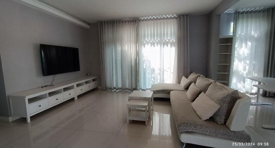 À louer 5 chambres maison à Bang Phli, Samut Prakan