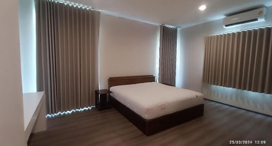 À louer 5 chambres maison à Bang Phli, Samut Prakan