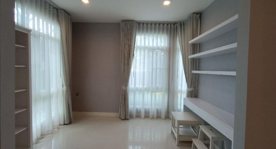 À louer 5 chambres maison à Bang Phli, Samut Prakan