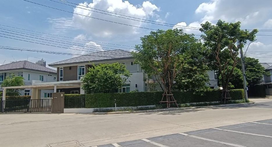 À louer 5 chambres maison à Bang Phli, Samut Prakan