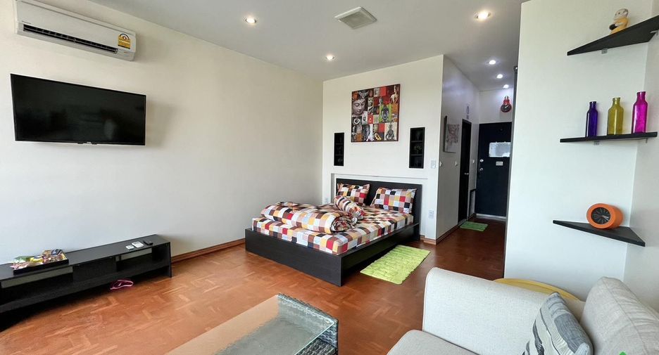 For sale studio condo in Mueang Chiang Mai, Chiang Mai