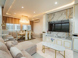 出租 和 出售 4 卧室 独立屋 在 Bang Khen, 曼谷