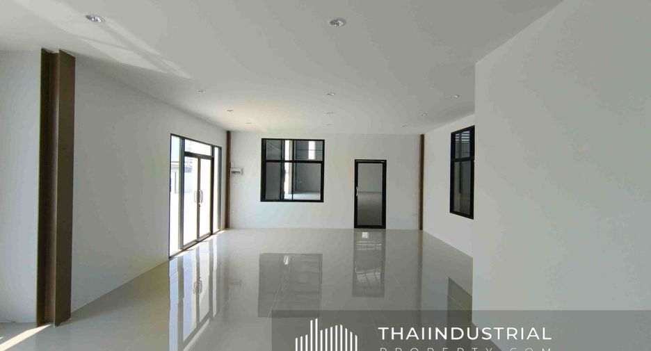 For rent warehouse in Ban Bueng, Chonburi