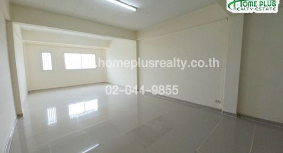 For rent そして for sale 10 Beds retail Space in Lam Luk Ka, Pathum Thani