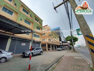 For rent and for sale 10 bed retail Space in Lam Luk Ka, Pathum Thani
