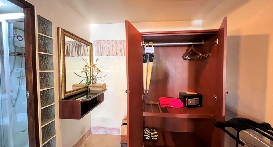 For rent and for sale 8 bedrooms retail Space in Mueang Krabi, Krabi