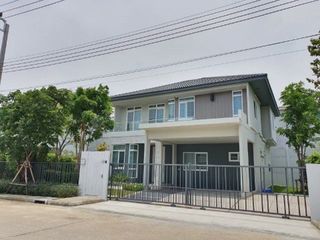 For rent 4 bedrooms house in Prawet, Bangkok