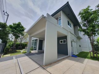 For rent 4 bedrooms house in Prawet, Bangkok