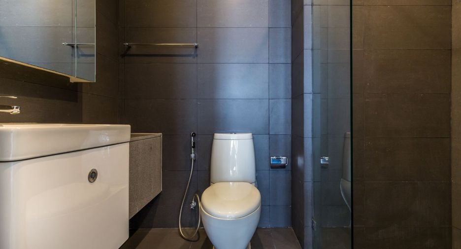 Condo en alquiler y en venta de 2 habitaciones en Pathum Wan, Bangkok