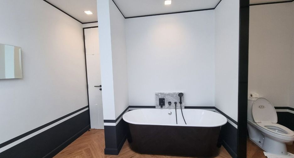 For rent 3 bedrooms villa in Thalang, Phuket