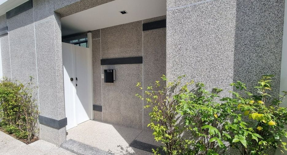 For rent 3 bedrooms villa in Thalang, Phuket