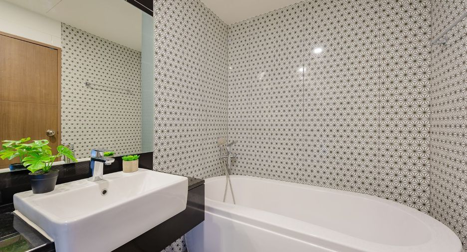 For sale 2 bed condo in Thalang, Phuket