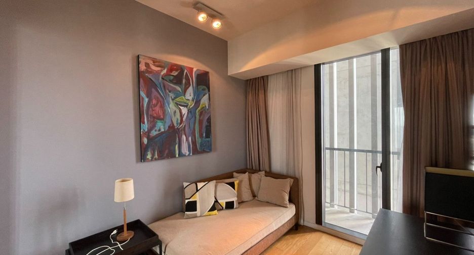 For rent 3 bedrooms condo in Sathon, Bangkok